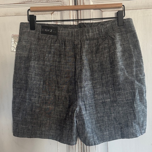 Maurices high rise Gray Women's Button-Front Shorts Sz 2 - Picture 3 of 4